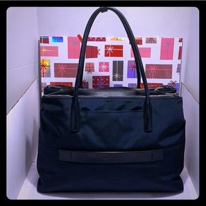 GentlyUsed TUMI Navy Blue Weekender/ Travel Bag